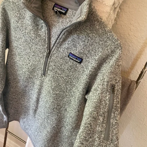 Patagonia quarter zip pullover - Picture 2 of 5